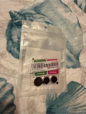 iPhone Accessory Kit for Cell Phone Camera Lens - Gold